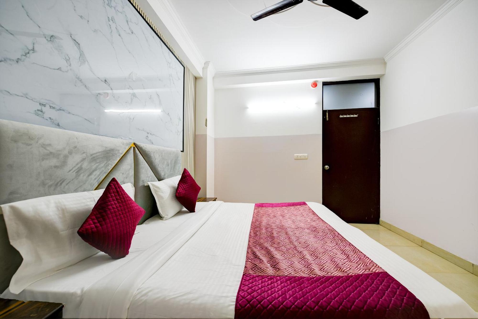 Hotel Galaxy Near Delhi Airport Nové Dillí Exteriér fotografie